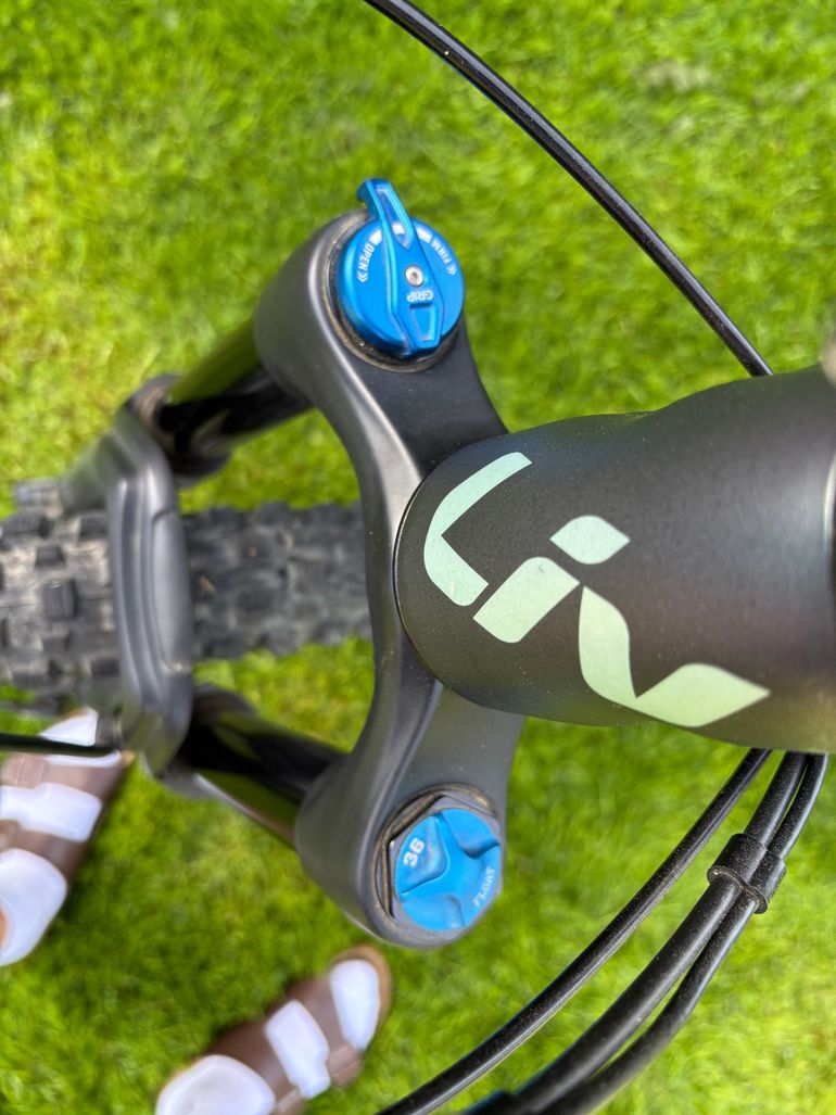 Used Liv Intrigue X E+ 2 Electric Bike 2021 2021 Mountainbike, Purple, 27.5, 29 — image 6 of 15