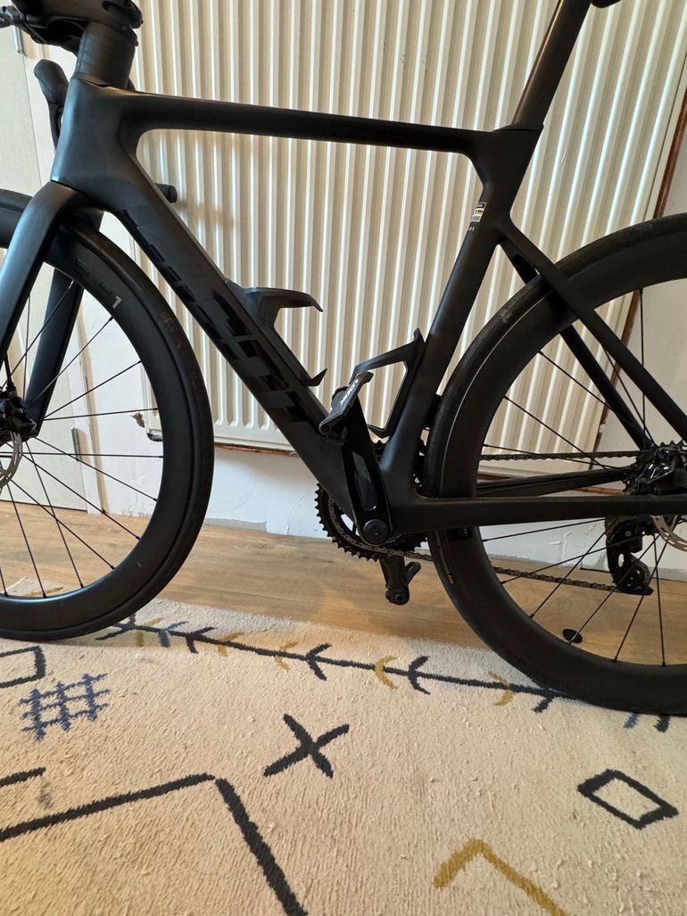 Used Giant Propel Advanced Pro 1 2024 2024 Road & Gravel, Black — image 2 of 3
