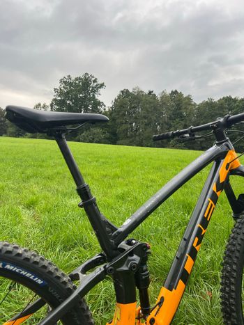 Used Trek Fuel EX 5 Gen 5 2023 2023 Mountainbike — image 4 of 5