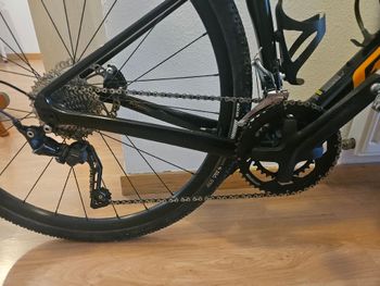 Used Giant Revolt Advanced 3 2024 2024 Road & Gravel, Nero — image 3 of 3