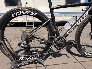 Used Specialized Tarmac SRAM Red eTap AXS 2025 Road & Gravel, Black — image 6 of 10