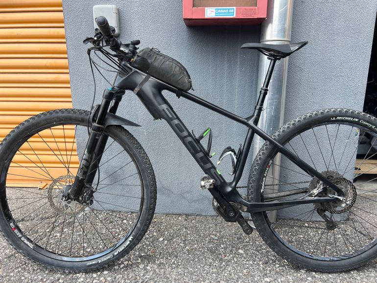Used Focus RAVEN² 9.8 2020 2020 Mountainbike, Nero — image 2 of 5