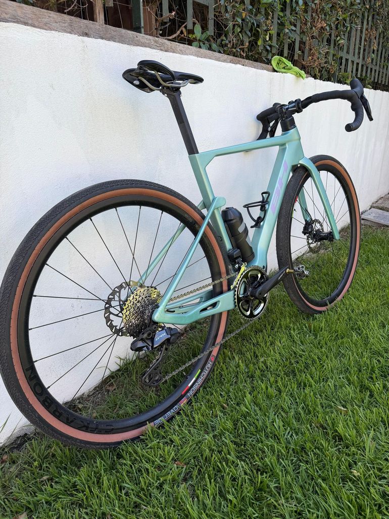 Used BH iGRAVELX CARBON PRO 2.9 2025 2025 Road & Gravel, Azul — image 3 of 6
