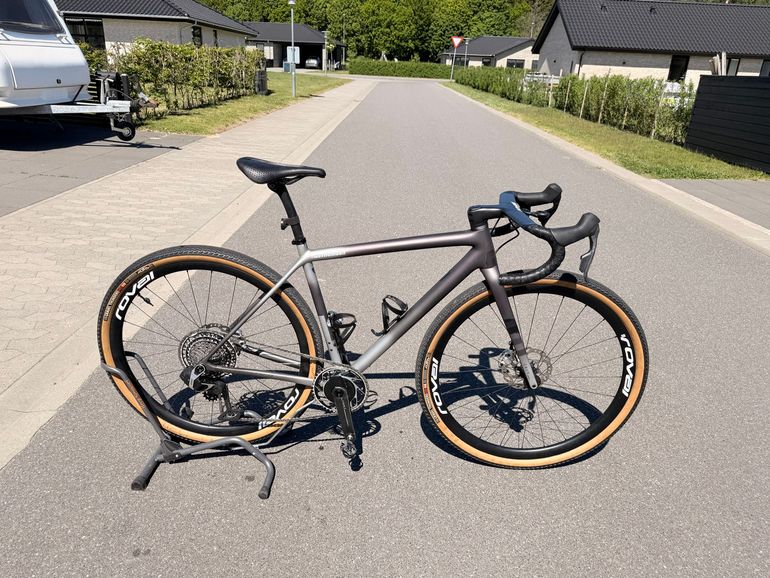Used Specialized Crux SRAM Red eTap AXS 2026 Road & Gravel — image 1 of 9