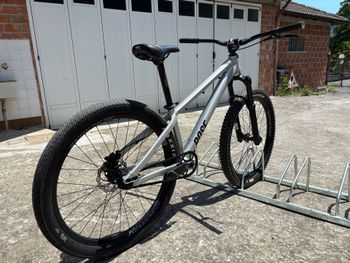 Used Rose THE BRUCE 1 2022 2022 Mountainbike, Grigio chiaro — image 8 of 13