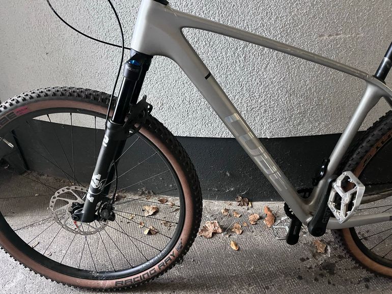 Used Cube reaction Cube reaction Custom Shimano Ultegra Di2 2025 Mountainbike, Light Gray — image 2 of 6