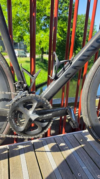 Used Canyon Ultimate Shimano 105 2020 Road & Gravel, Negro — image 5 of 9