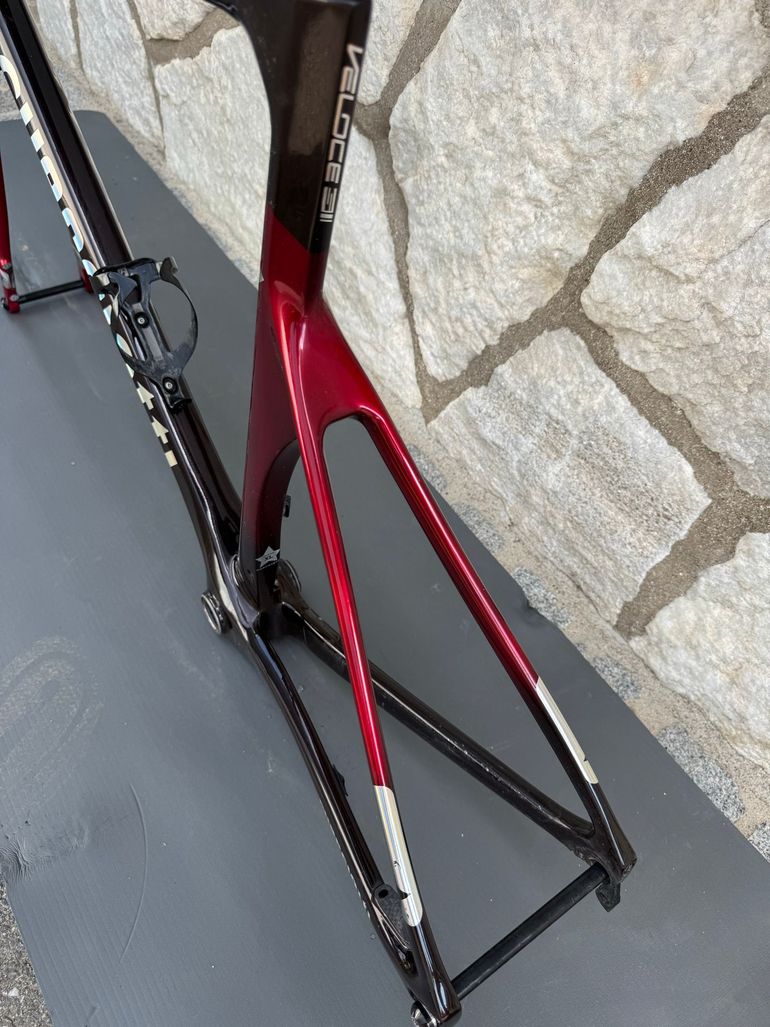 Used Guercotti velonce S Guercotti velonce S Custom Frameset 2023 Road & Gravel, Rojo — image 5 of 7