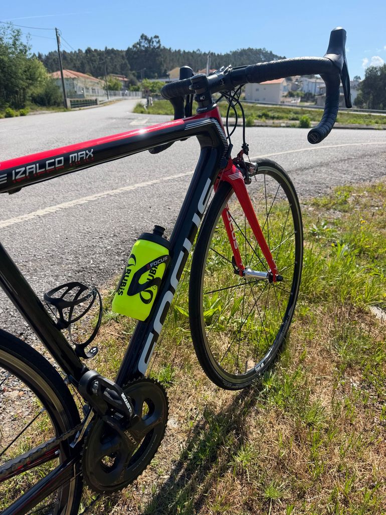 Used Focus Izalco Shimano Ultegra 2016 Road & Gravel, Red — image 5 of 6