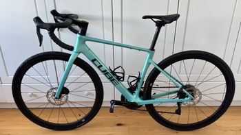 Used CUBE ATTAIN C:62, SLX 2025 2025 Road & Gravel, Blue — image 2 of 8