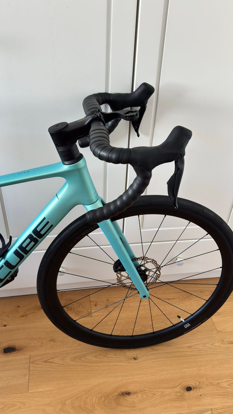 Used CUBE ATTAIN C:62, SLX 2025 2025 Road & Gravel, Blue — image 5 of 8