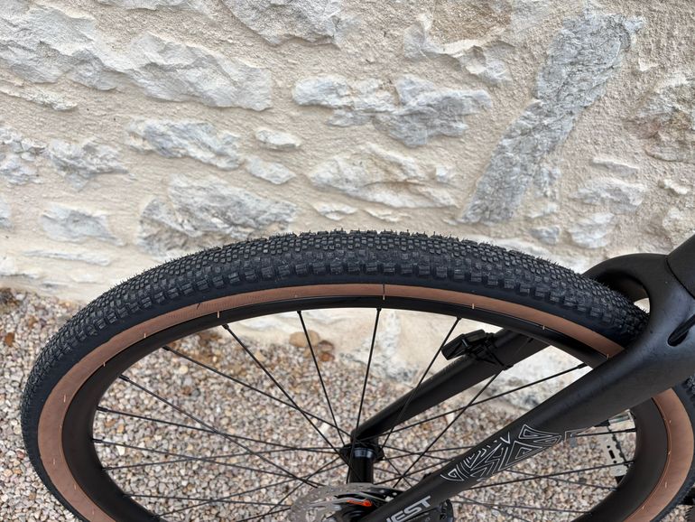 Used Megamo WEST 15 2025 2025 Road & Gravel, Light Gray — image 1 of 5