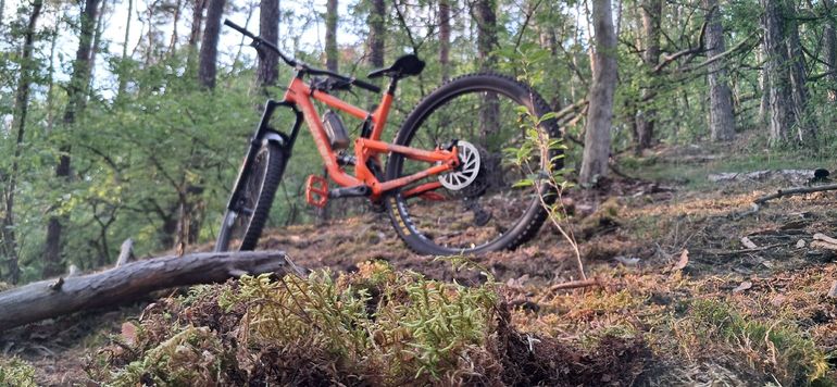 Used Santa Cruz HIGHTOWER D / Aluminum / 29 2022 2022 Mountainbike, Arancione — image 6 of 7
