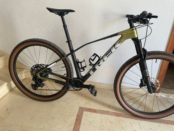 Used Trek Procaliber 9.6 Gen 3 2027 2027 Mountainbike, Green, 29 — image 3 of 3