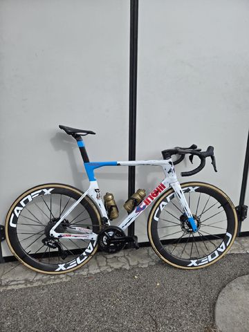 Cinelli PRESSURE TEAM EDITION 24 - FRAME-KIT 2023 Frameset 2023 Road & Gravel usato