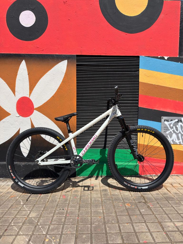 Used Chromag Chromag Custom SRAM X01 Eagle 2025 Urban, Bianco — image 1 of 5