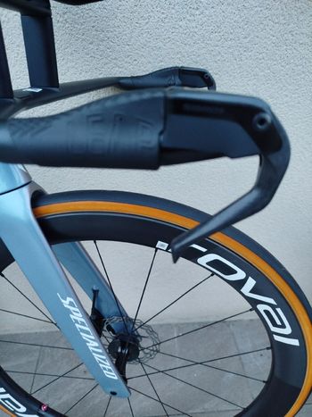 Used Specialized Shiv SRAM Red eTap 2025 Road & Gravel — image 3 of 5