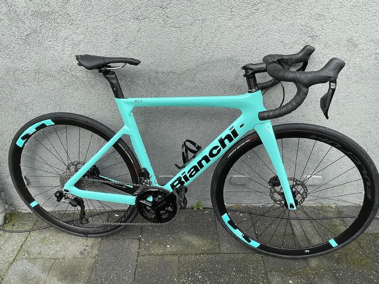 Used Bianchi Aria - 105 Di2 2022 2022 Road & Gravel, Green — image 2 of 4