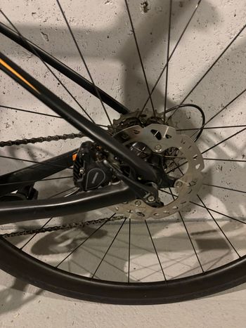 Used Giant Defy Advanced Pro 1 2017 2017 Road & Gravel — image 4 of 13
