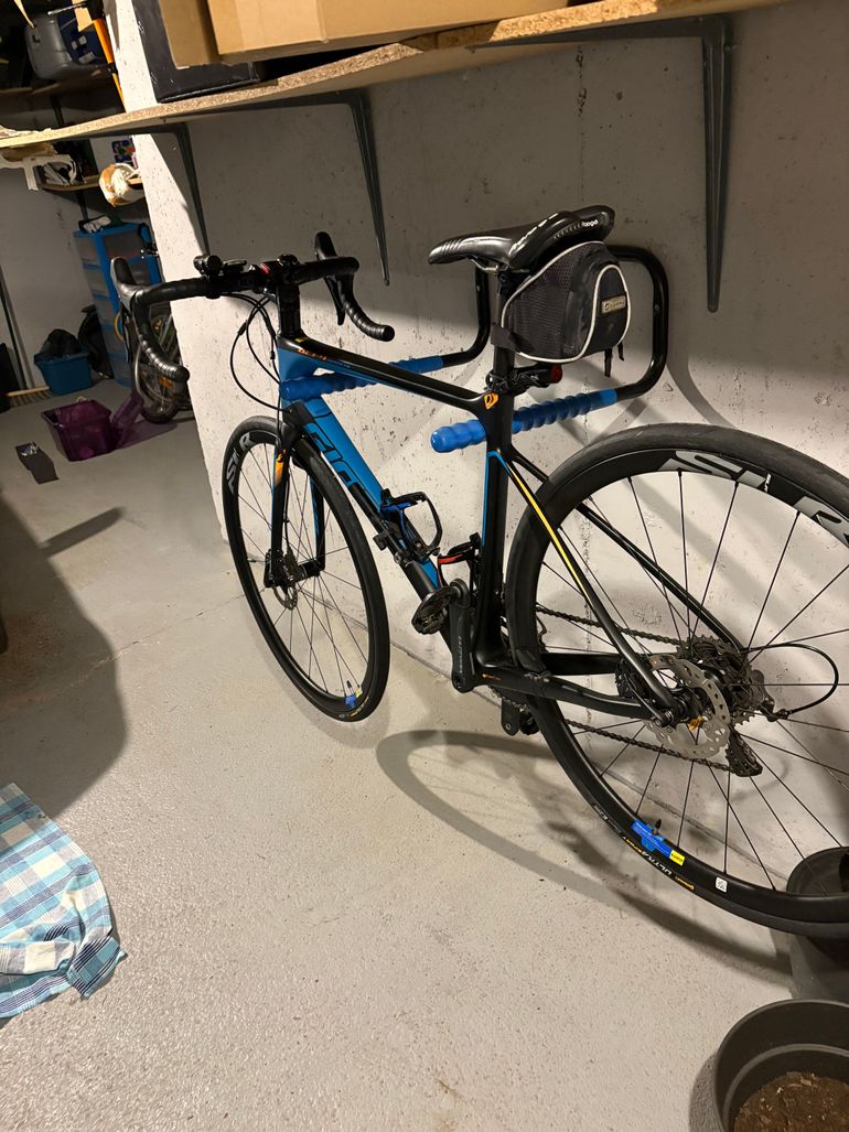 Used Giant Defy Advanced Pro 1 2017 2017 Road & Gravel — image 13 of 13