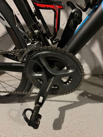 Used Giant Defy Advanced Pro 1 2017 2017 Road & Gravel — image 11 of 13