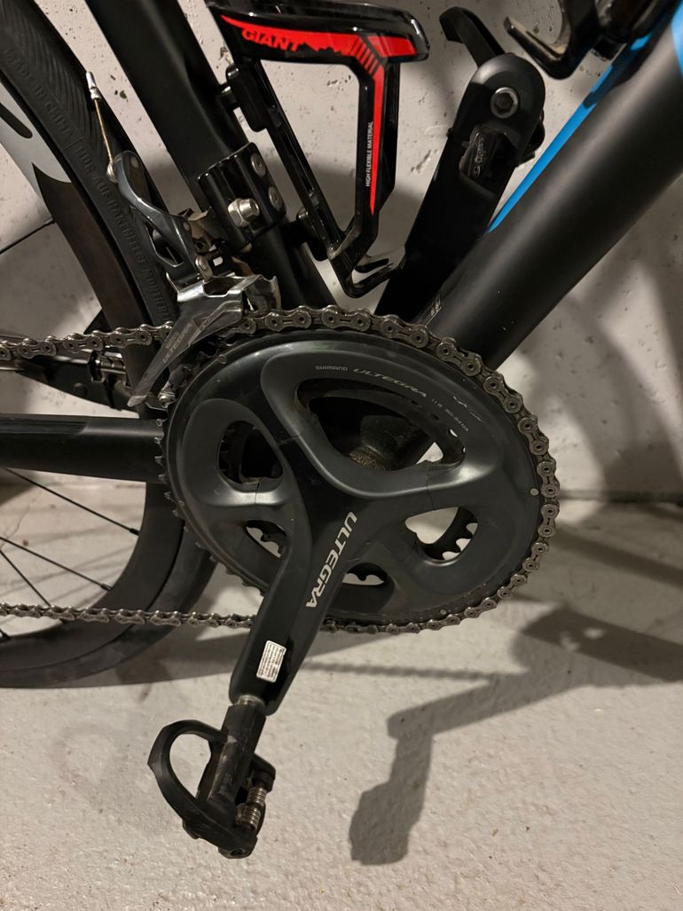 Used Giant Defy Advanced Pro 1 2017 2017 Road & Gravel — image 11 of 13
