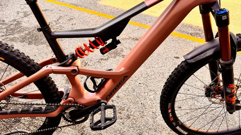 Used Orbea RISE LT M10 2025 2025 Mountainbike, Black, 29 — image 3 of 4