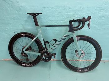 Used Canyon Aeroad CF SLX 8 Di2 2024 2024 Road & Gravel