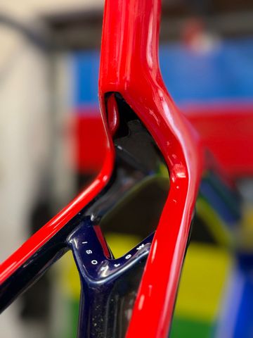 Używany Trek Madone SLR Gen 8 Frameset 2026 Frameset 2026 Road & Gravel — zdjęcie 8 z 10