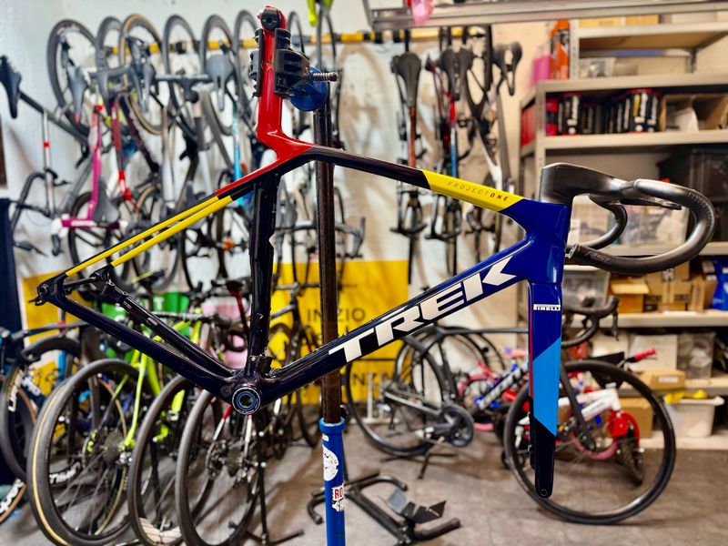 Używany Trek Madone SLR Gen 8 Frameset 2026 Frameset 2026 Road & Gravel — zdjęcie 1 z 10