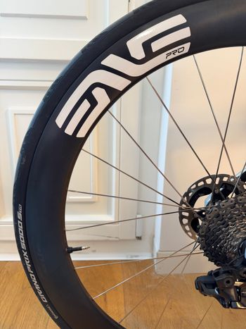 Used Pinarello Dogma Shimano Dura Ace Di2 2026 Road & Gravel — image 7 of 9