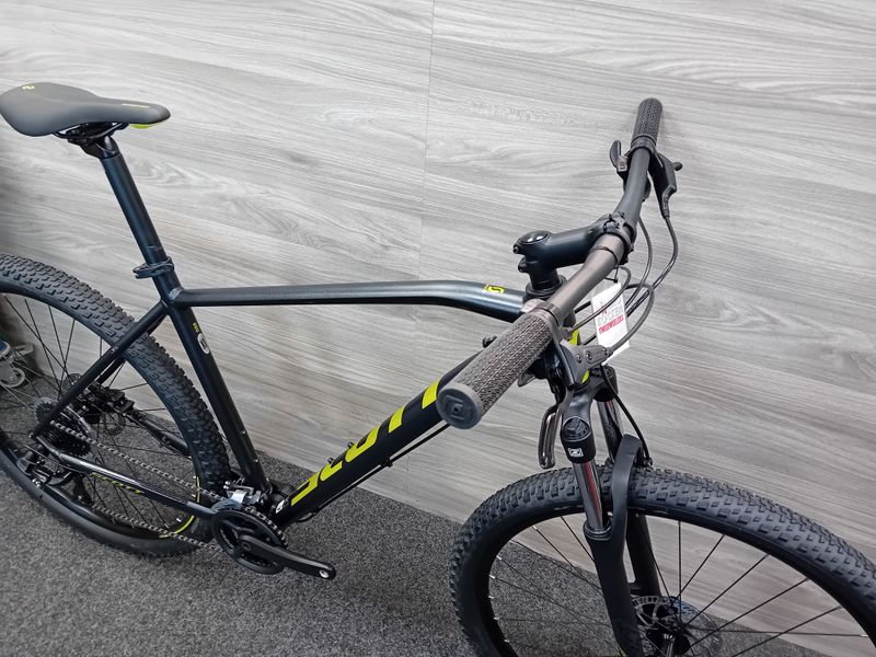 Used Scott Aspect 960 2022 2022 Mountainbike, Black, 29 — image 3 of 4