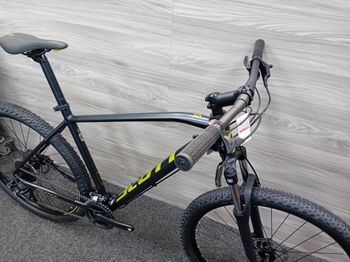 Used Scott Aspect 960 2022 2022 Mountainbike, Black, 29 — image 2 of 4
