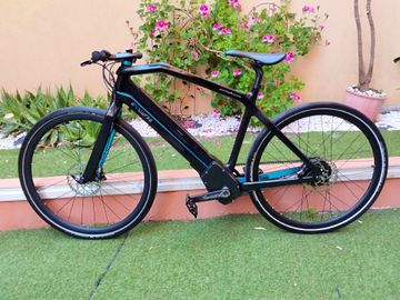 Used Pininfarina Custom Enviolo Hub Gear 2018 Urban, Black — image 1 of 17
