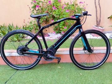 Used Pininfarina Custom Enviolo Hub Gear 2018 Urban, Black — image 2 of 17