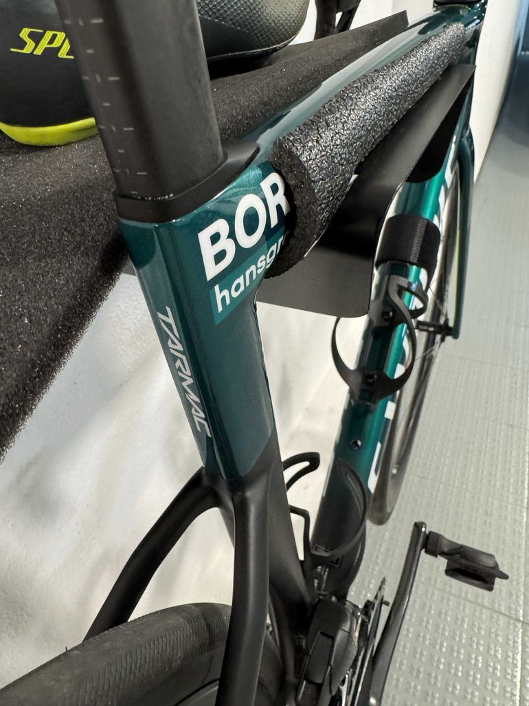 Used Specialized S-Works Tarmac SL8 - SRAM Red eTap AXS 2024 2024 Road & Gravel, Green — image 12 of 15