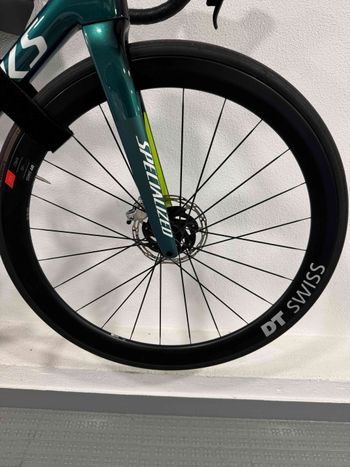 Used Specialized S-Works Tarmac SL8 - SRAM Red eTap AXS 2024 2024 Road & Gravel, Green — image 5 of 15