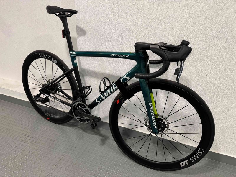 Used Specialized S-Works Tarmac SL8 - SRAM Red eTap AXS 2024 2024 Road & Gravel