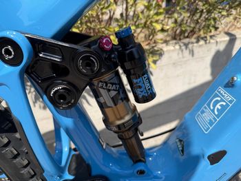 Used Pivot SHUTTLE AM Pro X0 Eagle Transmission 2024 2024 Mountainbike, Blue, 29 — image 3 of 15