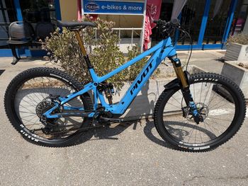 Used Pivot SHUTTLE AM Pro X0 Eagle Transmission 2024 2024 MTB