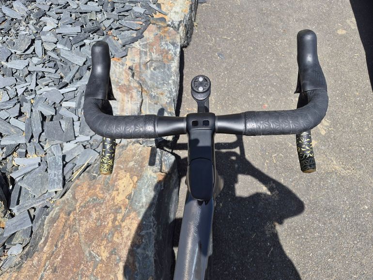 Used Scott Addict RC 15 2022 2022 Road & Gravel — image 6 of 22