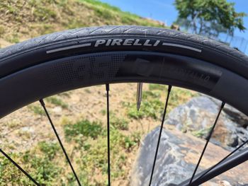 Used Scott Addict RC 15 2022 2022 Road & Gravel — image 13 of 22