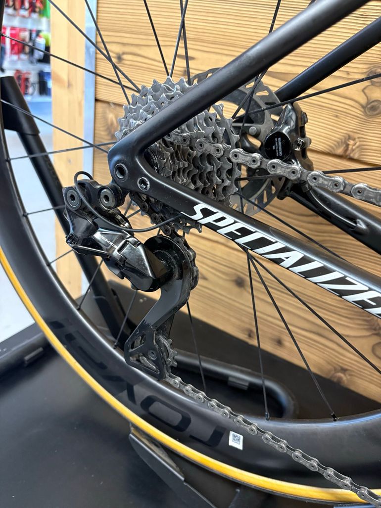 Used Specialized Tarmac Shimano Dura Ace Di2 2025 Road & Gravel, Black — image 2 of 3