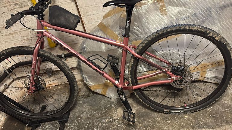 Used Kona Unit 2022 2022 Mountainbike, Purple — image 1 of 3