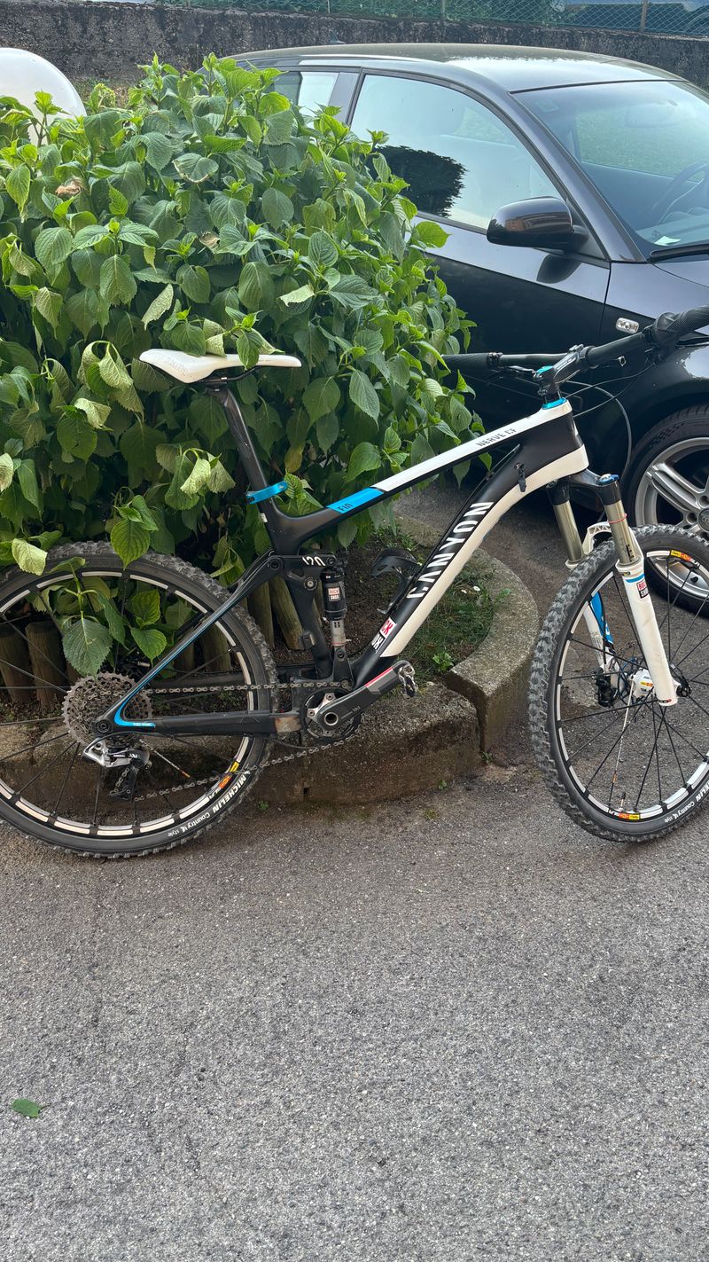 Canyon Nerve Cf 9'0 2013 Mountainbike d'occasion — image 1 sur 7