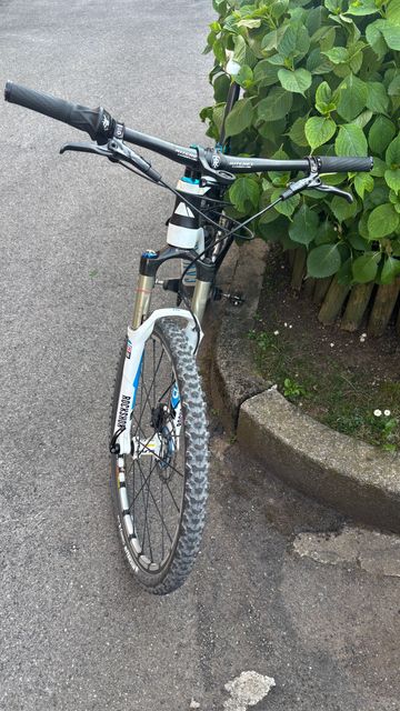 Canyon Nerve Cf 9'0 2013 Mountainbike d'occasion — image 5 sur 7