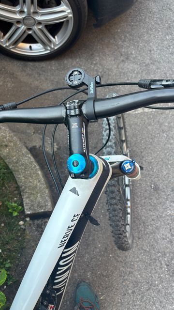 Canyon Nerve Cf 9'0 2013 Mountainbike d'occasion — image 3 sur 7