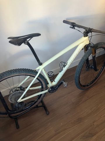 Tweedehands Specialized Epic Hardtail Pro 2021 2021 Mountainbike — afbeelding 2 van 4