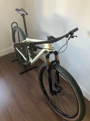 Tweedehands Specialized Epic Hardtail Pro 2021 2021 Mountainbike — afbeelding 3 van 4