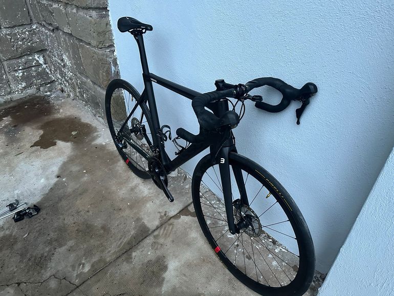 Used Basso Venta Disc Shimano Ultegra 8020 Disc 2023 2023 Road & Gravel, Schwarz — image 4 of 9